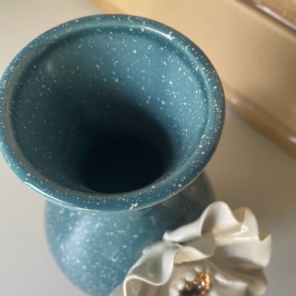 NWT Anthropologie Ceramic Bloom Vase - Picture 10 of 10
